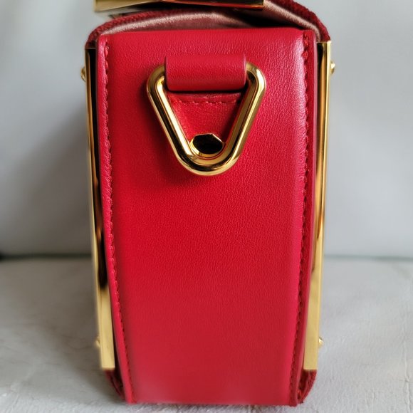 ❌️SOLD❌️ Alexander McQueen Box Velvet 16 Red Gold Leather Shoulder Bag Square - Picture 6 of 16
